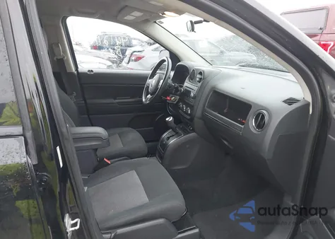 2012 Jeep Compass Latitude z USA, uszkodzony, nr VIN 1C4NJCEBXCD696443